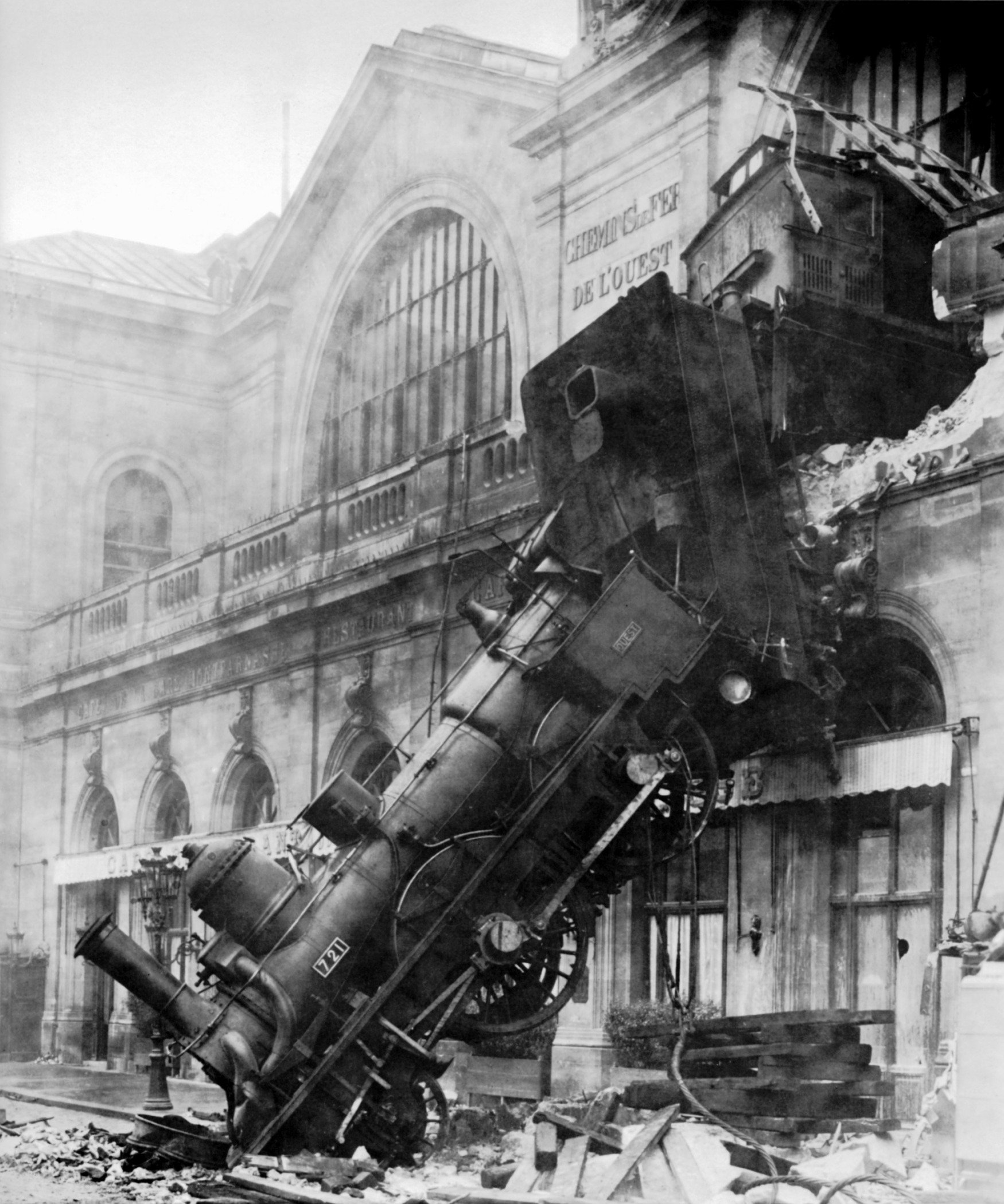 Eisenbahnunfall 1895 Montparnasse  • Public domain